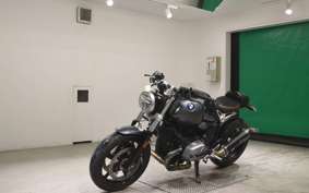 BMW R NINE T PURE 2021