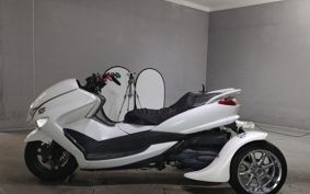 YAMAHA MAJESTY 250 TRIKE SG20J