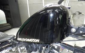 HARLEY FLSTC 1450 2005