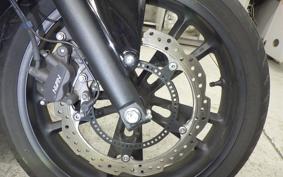 HONDA NM4 VULTUS -01 2015 RC82