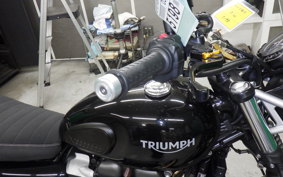 TRIUMPH STREET SCRAMBLER 2021