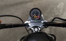 HARLEY XL883L 2009 CR2