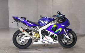 YAMAHA YZF-R1 RN04