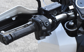HONDA X-ADV 750 2026 RH21