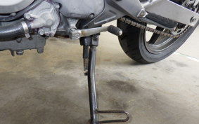 HONDA VTR 250 2025 MC33