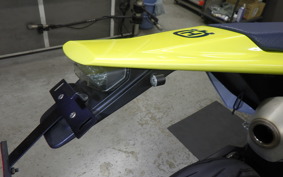 HUSQVARNA TE250 2025