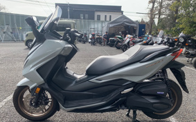 HONDA FORZA 250 MF17