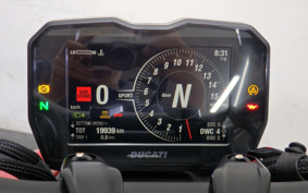 DUCATI STREET FIGHTER V4S 2020 FA00