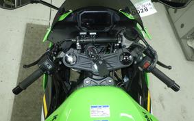 KAWASAKI NINJA ZX-6R A 2025 ZX636J