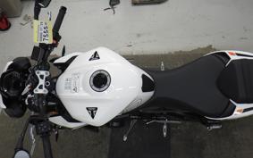 TRIUMPH STREET TRIPLE R 2026