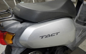HONDA TACT-4ﾍﾞｰｼｯｸ AF79