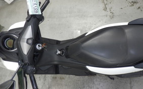 YAMAHA N-MAX 2011 SED6J