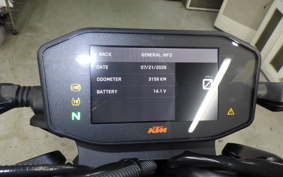 KTM 890 DUKE 2023
