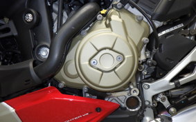 DUCATI STREETFIGHTER V4 S 2022