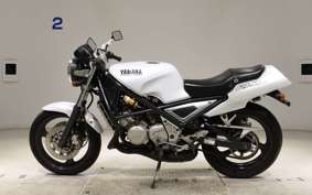 YAMAHA R1-Z 2013 3XC