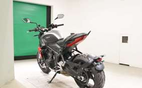 TRIUMPH TRIDENT 660 2023