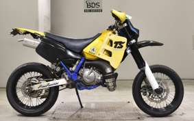 SUZUKI TS200R 2015 SH12A