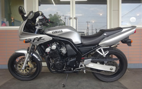 YAMAHA FZ400 1997 4YR