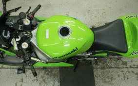 KAWASAKI NINJA ZX-6R R 2003