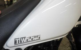YAMAHA TW225 2010 DG09J