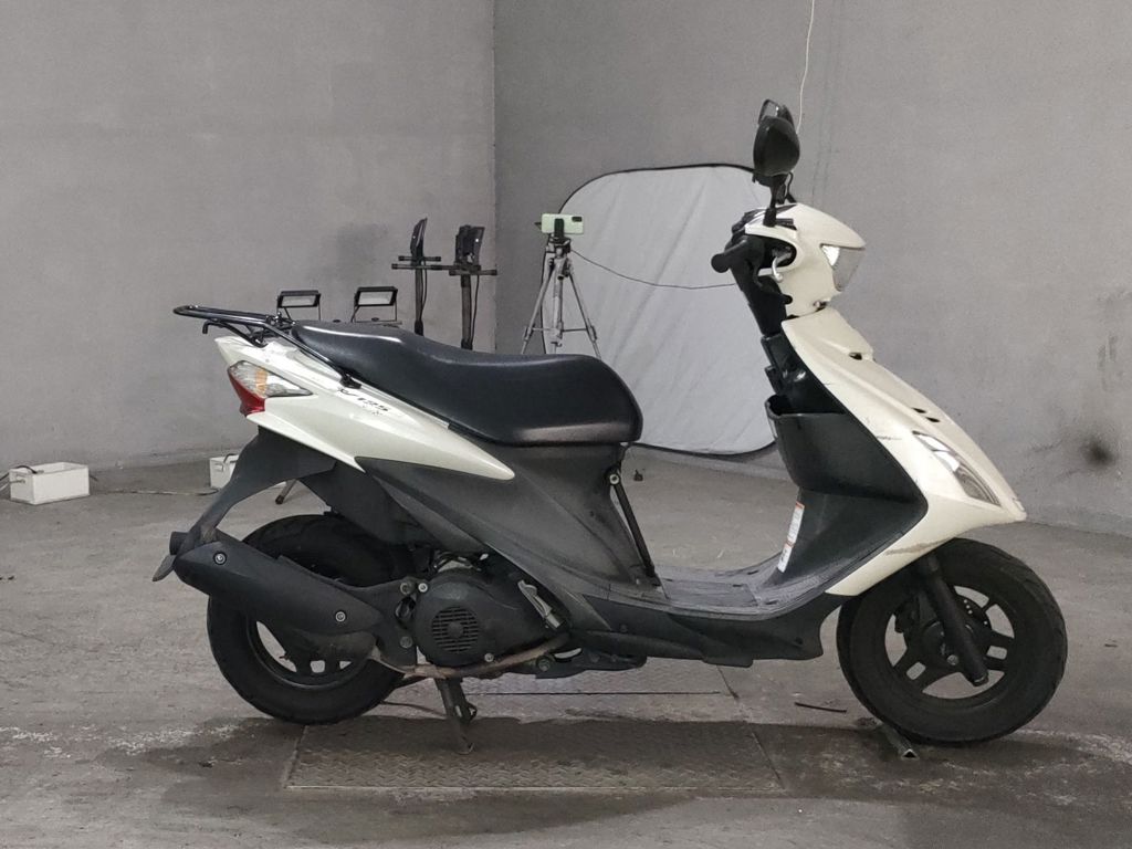 Фото Suzuki ADDRESS V125 с японского аукциона