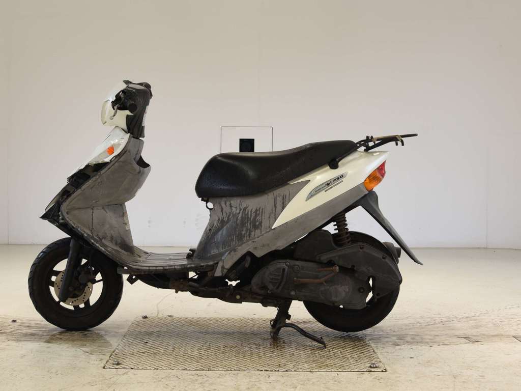 Фото Suzuki ADDRESS V125 G 2011 с японского аукциона
