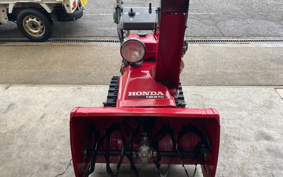 HONDA  SNOW BLOWER  MACHINE 