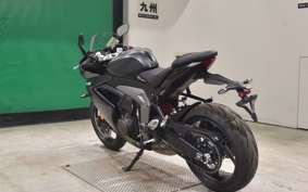 TRIUMPH DAYTONA 660 2025