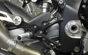BMW M1000RR 2025