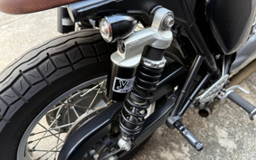 TRIUMPH THRUXTON 2006 TJ9042