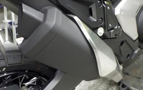 HONDA X-ADV 750 2024 RH21