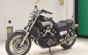 YAMAHA VMAX 2001