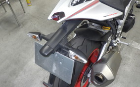 APRILIA TUONO V4 1100 2020