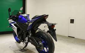YAMAHA YZF-R25 2015 RG10J