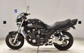 YAMAHA XJR1300 2002 RP03J