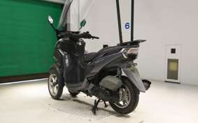 YAMAHA TRICITY 125 ヤネツキ