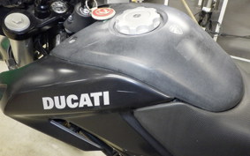 DUCATI HYPERMOTARD 796 2012
