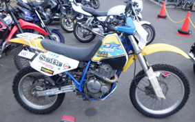SUZUKI DR250 S SJ44A
