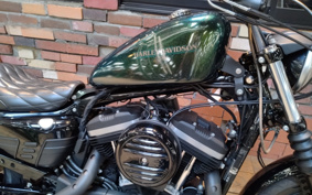 HARLEY XL883N 2018 LE2