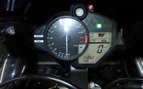 YAMAHA YZF-R1 2013