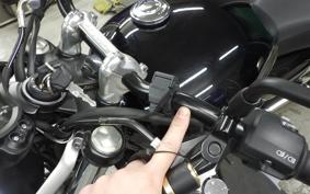 TRIUMPH STREET TWIN 2022