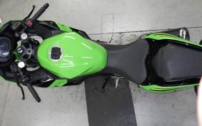 KAWASAKI NINJA 400 2022 EX400L