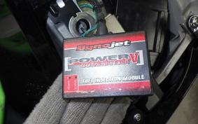 KAWASAKI ZX 10 NINJA R ZXT00E