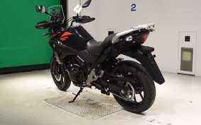 SUZUKI V-STROM 250 A