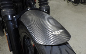 MOTO GUZZI V7 CARBON 2019