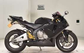HONDA CBR600RR GEN 2 2007 PC37