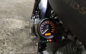 HARLEY XL883L 2010 CR2