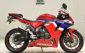 HONDA CBR600RR 2024 PC40