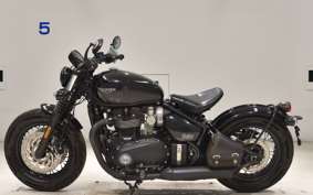 TRIUMPH BONNEVILLE BOBBER 2018