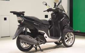 YAMAHA TRICITY 125 SE82J